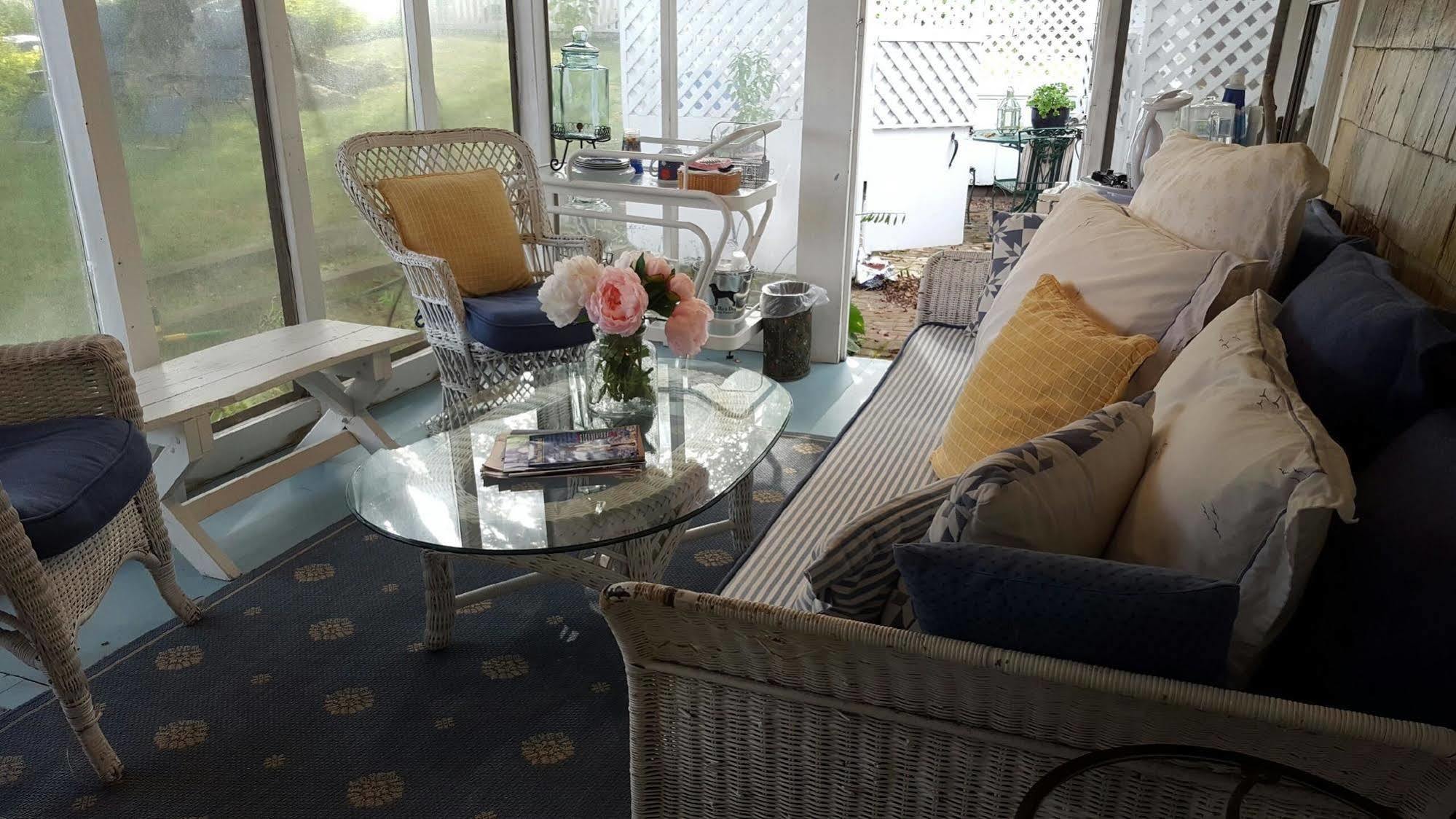 The 1720 House Bed and Breakfast Vineyard Haven Eksteriør billede